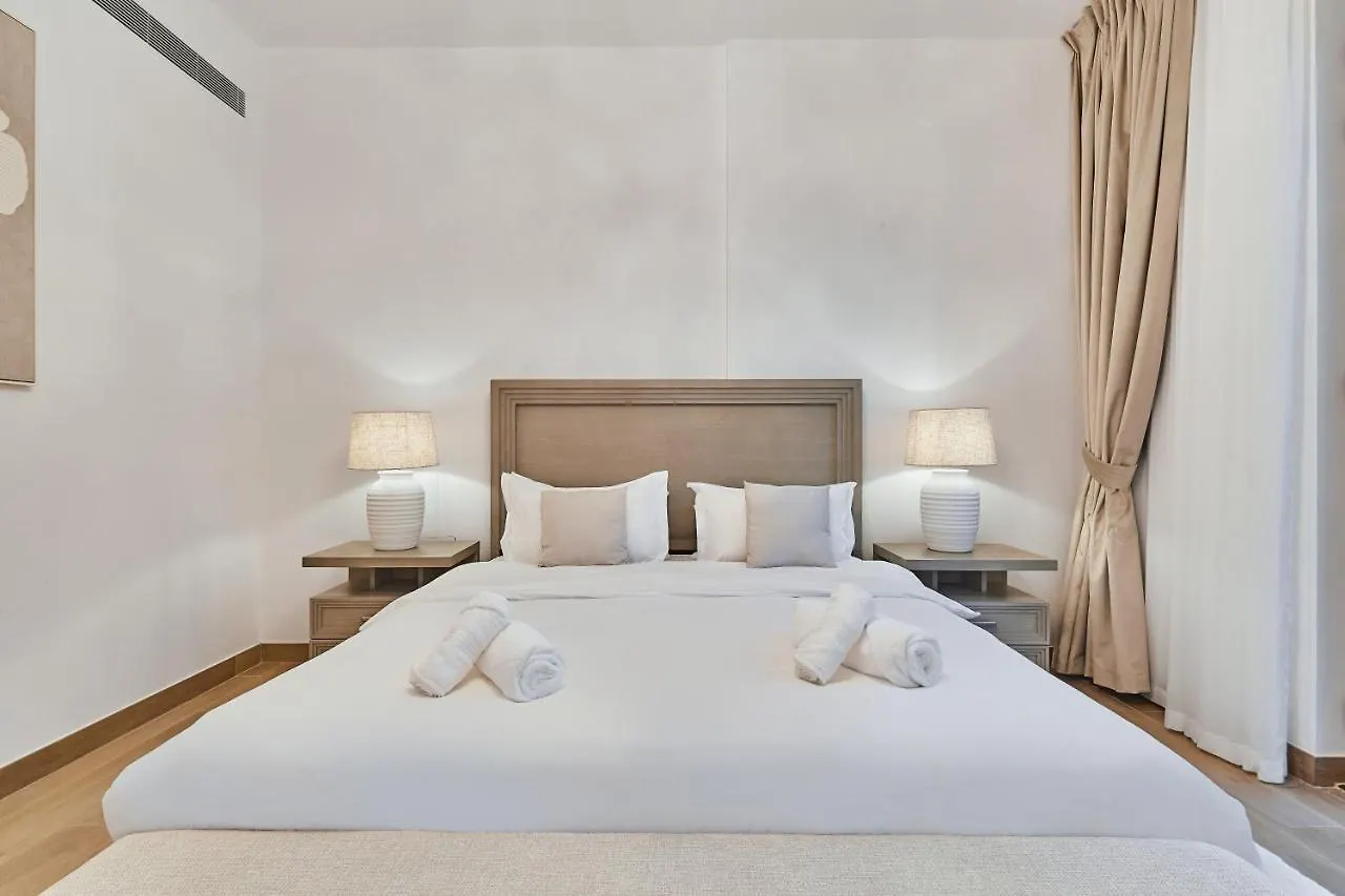 Majestic La Voile Luxe Pool Sea Views Apartment Dubai